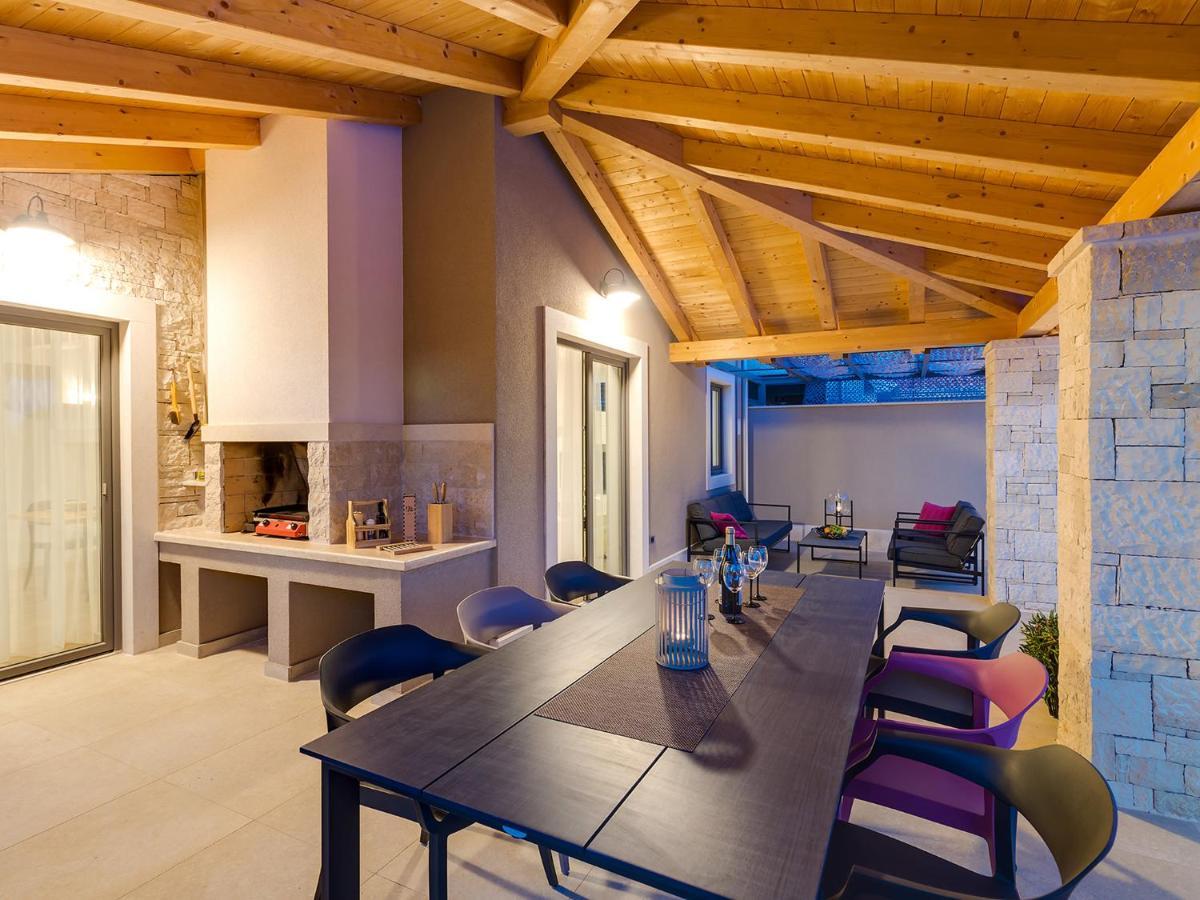 Villa Flora Vabriga Tar-Vabriga Exterior photo
