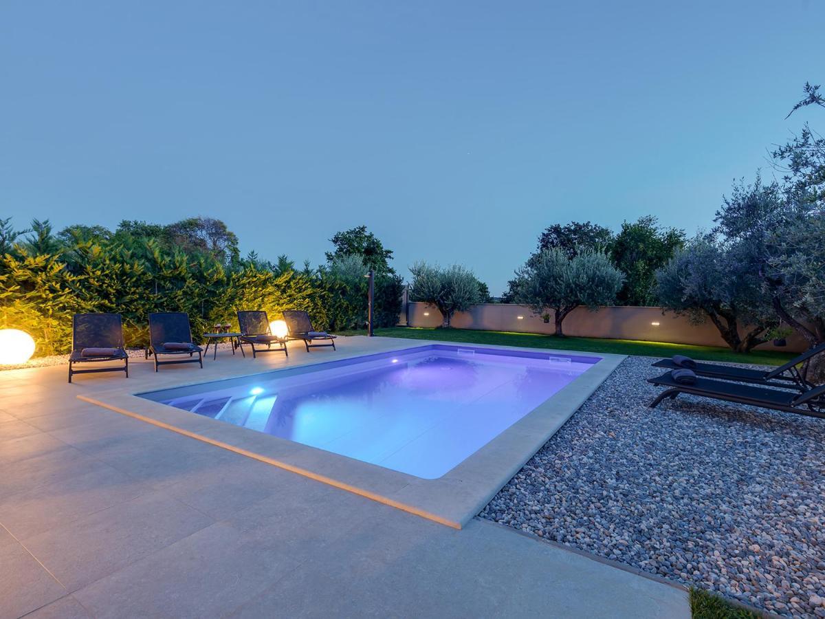 Villa Flora Vabriga Tar-Vabriga Exterior photo